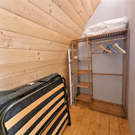 Cozy Pet-friendly Near Riells Holiday home L'Escala